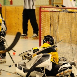 21.11.2010, Deutsche Schülermeisterschaft im Skatehockey Finale 2010 in Berlin
TV Augsburg : CE Kaarst